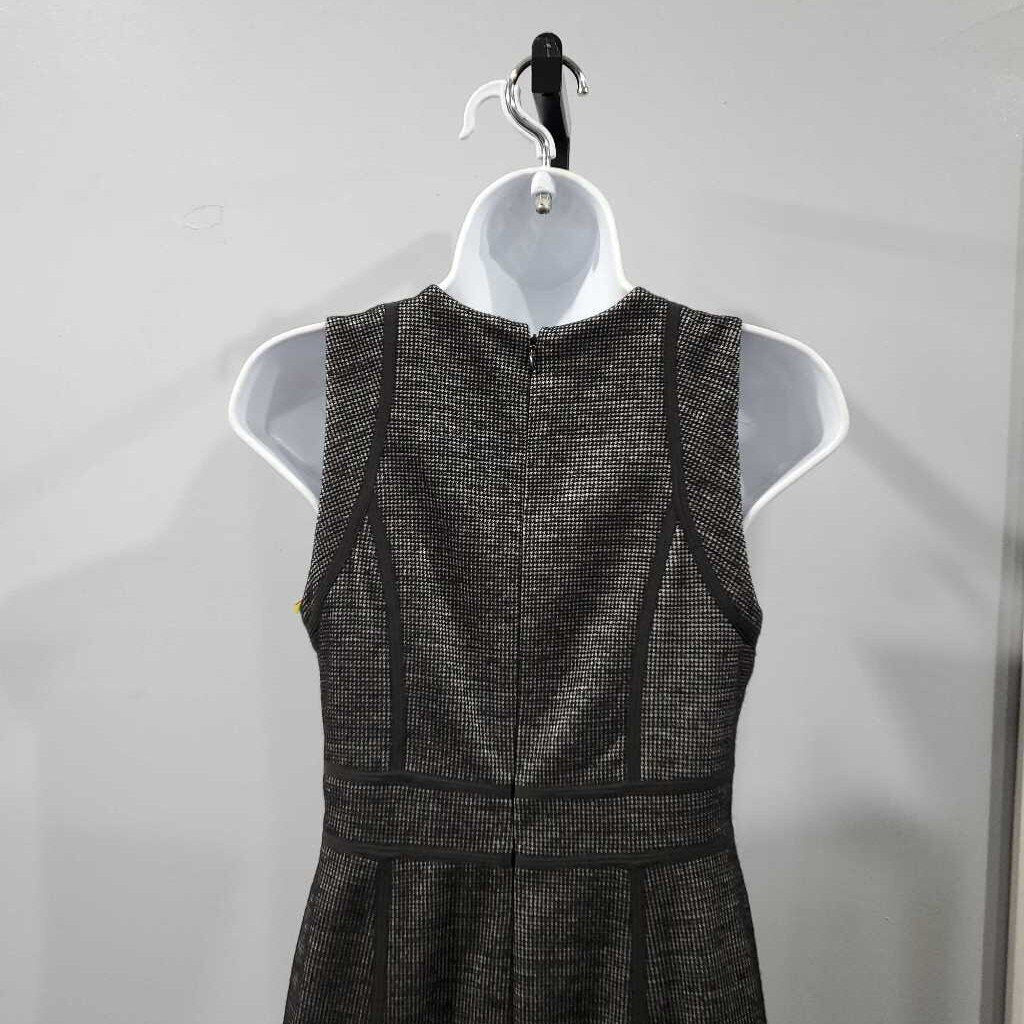 Ann Taylor Petite Dress 2P Consignment Cat Ann Taylor Petite Dress 2P Consignment Cat